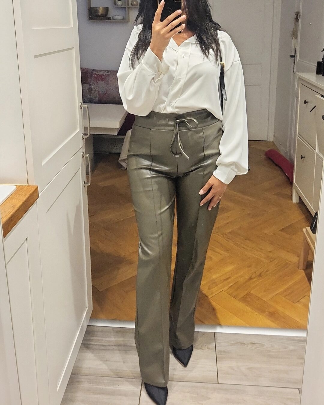 pantalon-simili-cuir-kaki