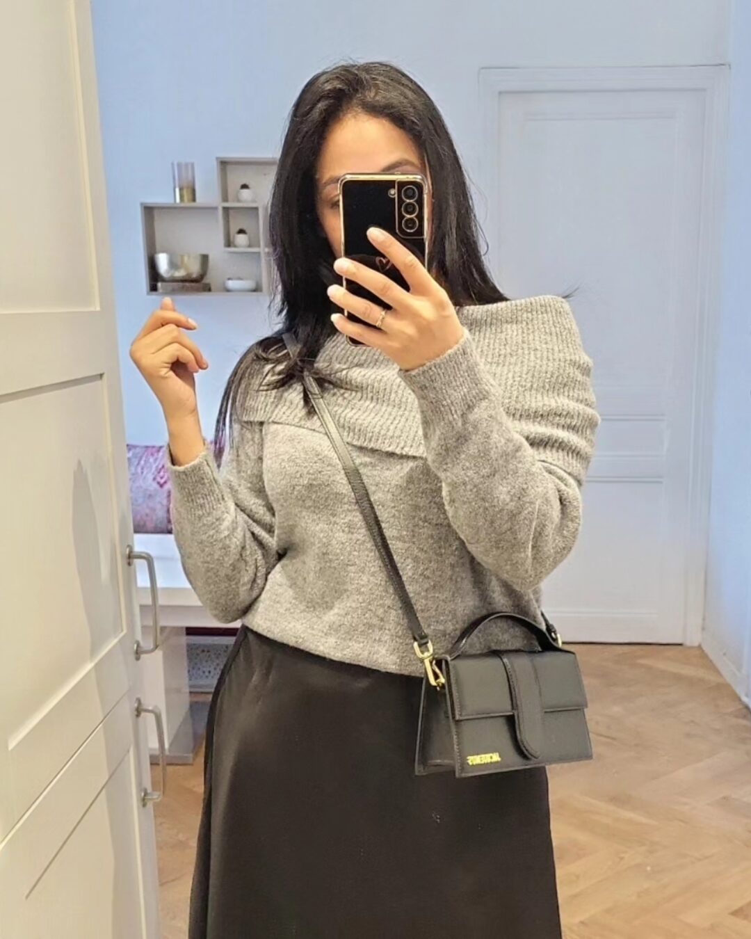 Pull col épaules gris