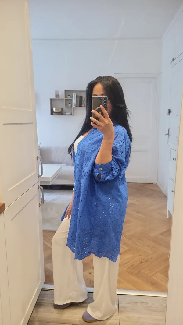 Chemise Broderie anglaise bleue – Image 2