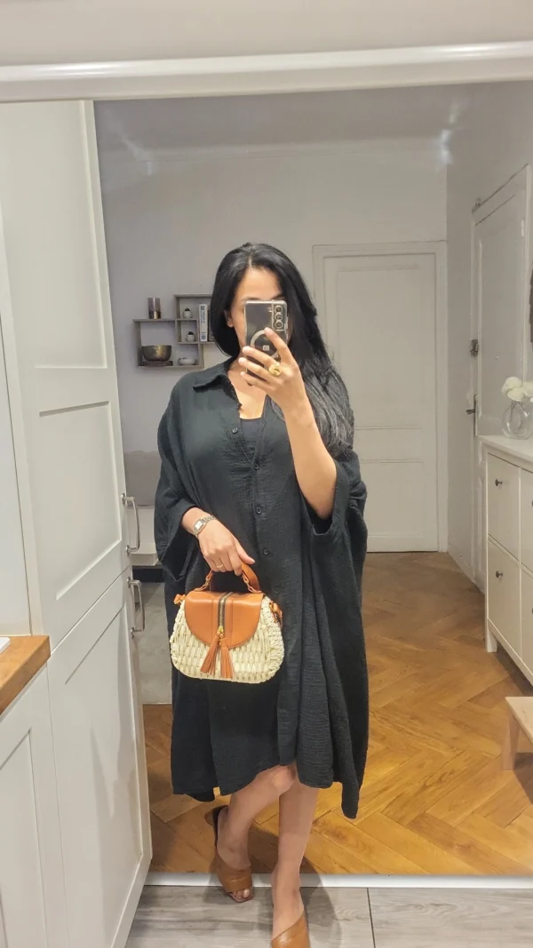 Blouse longue gaz de coton noire – Image 2