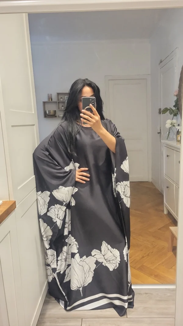 Robe Fleur de Lune Noire – Image 3