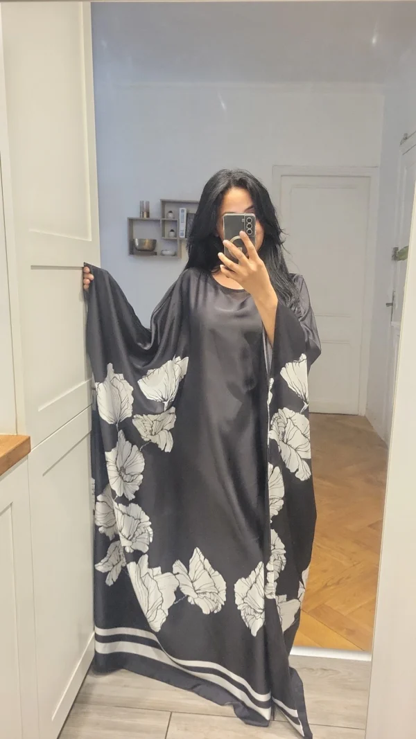Robe Fleur de Lune Noire – Image 4