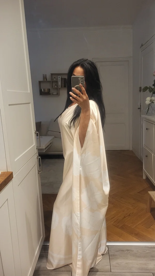 Robe Fleur de Lune Beige – Image 2