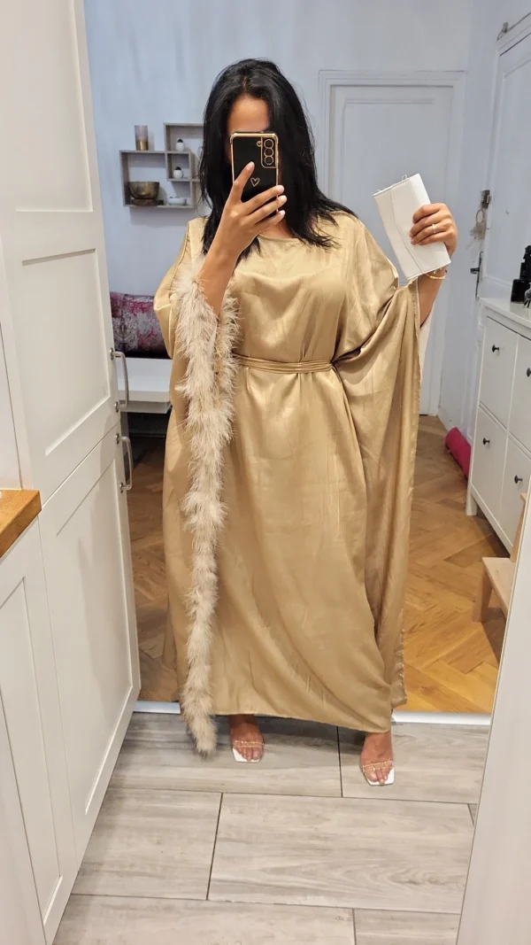 Robe - Abaya Papillon à plume or – Image 2