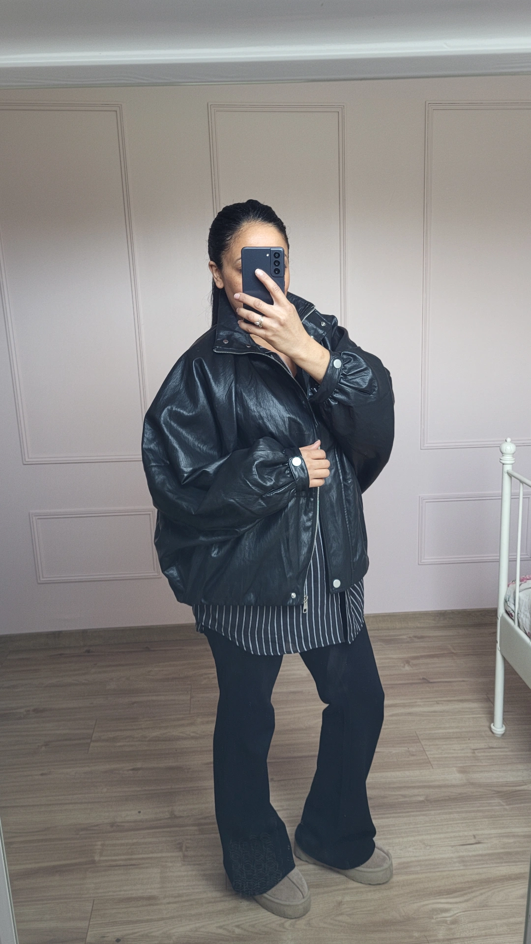 VESTE SIMILICUIR NOIRE